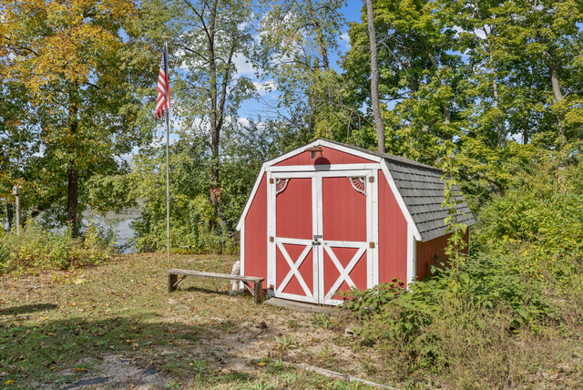 McHenry, Illinois, 60051, United States, 5 Bedrooms Bedrooms, ,3 BathroomsBathrooms,Residential,For Sale,1975629