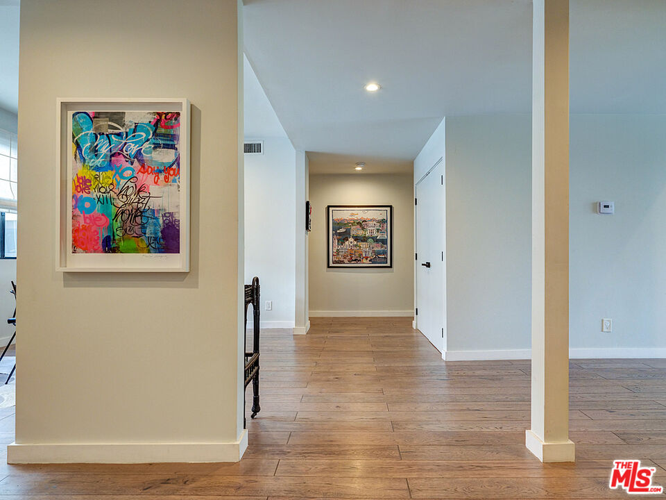 Los Angeles, California, 90025, United States, 3 Bedrooms Bedrooms, ,3 BathroomsBathrooms,Residential,For Sale,1947986