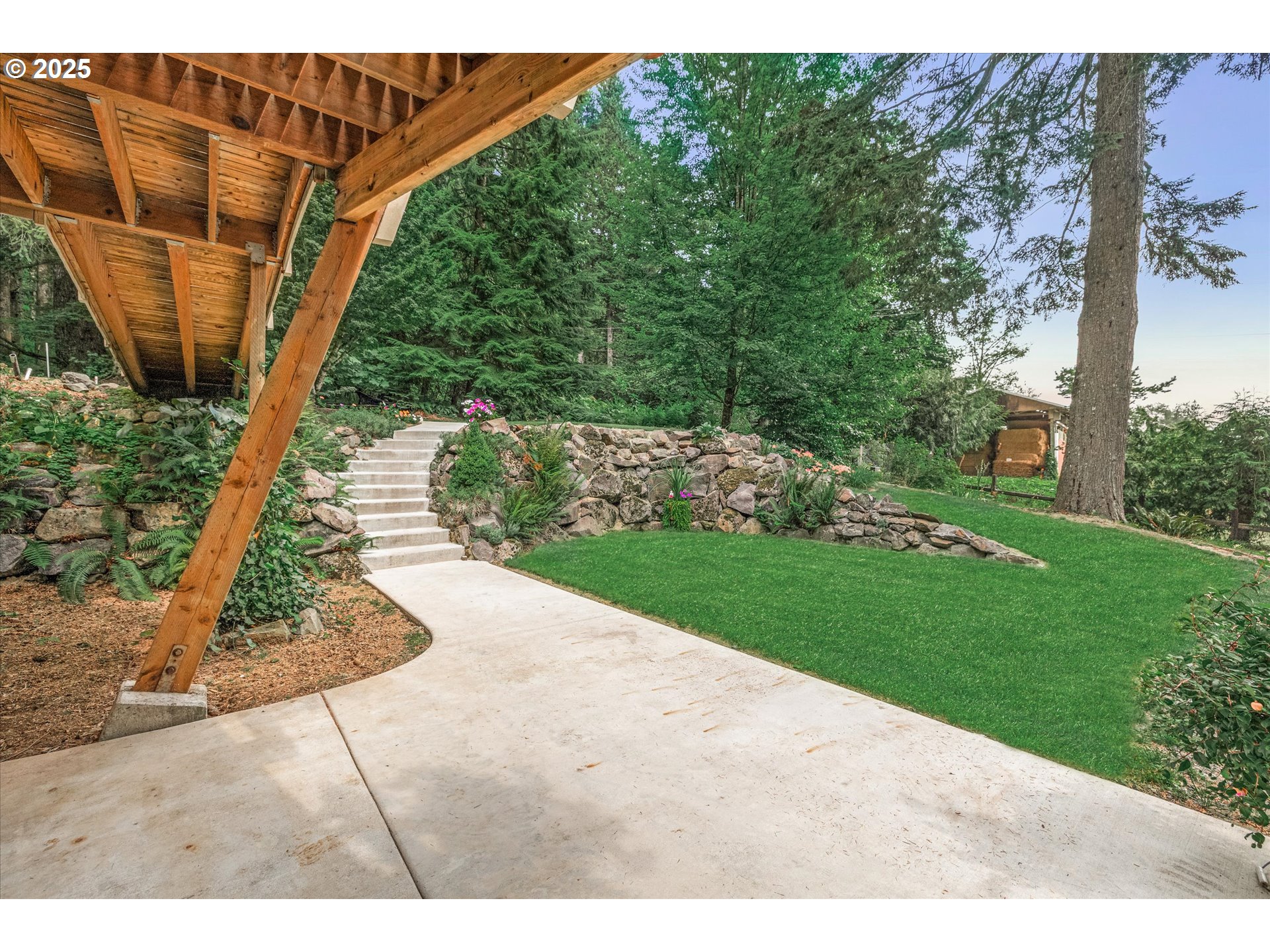 Sandy, Oregon, 97055, United States, 4 Bedrooms Bedrooms, ,3 BathroomsBathrooms,Residential,For Sale,1937237