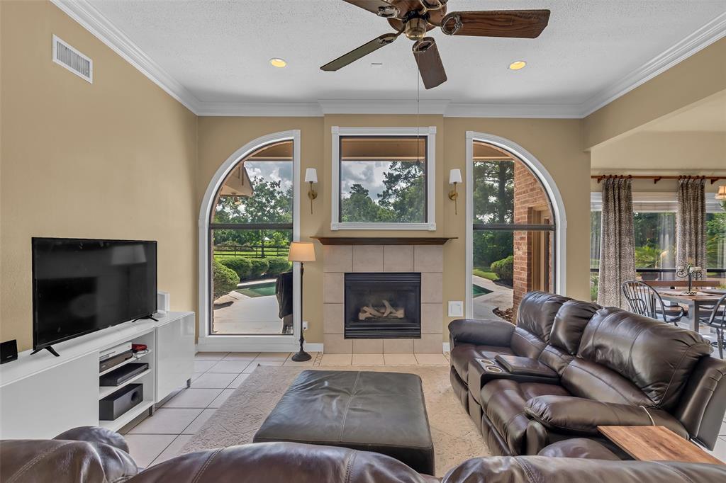 Magnolia, Texas, 77355, United States, 5 Bedrooms Bedrooms, ,5 BathroomsBathrooms,Residential,For Sale,1875805
