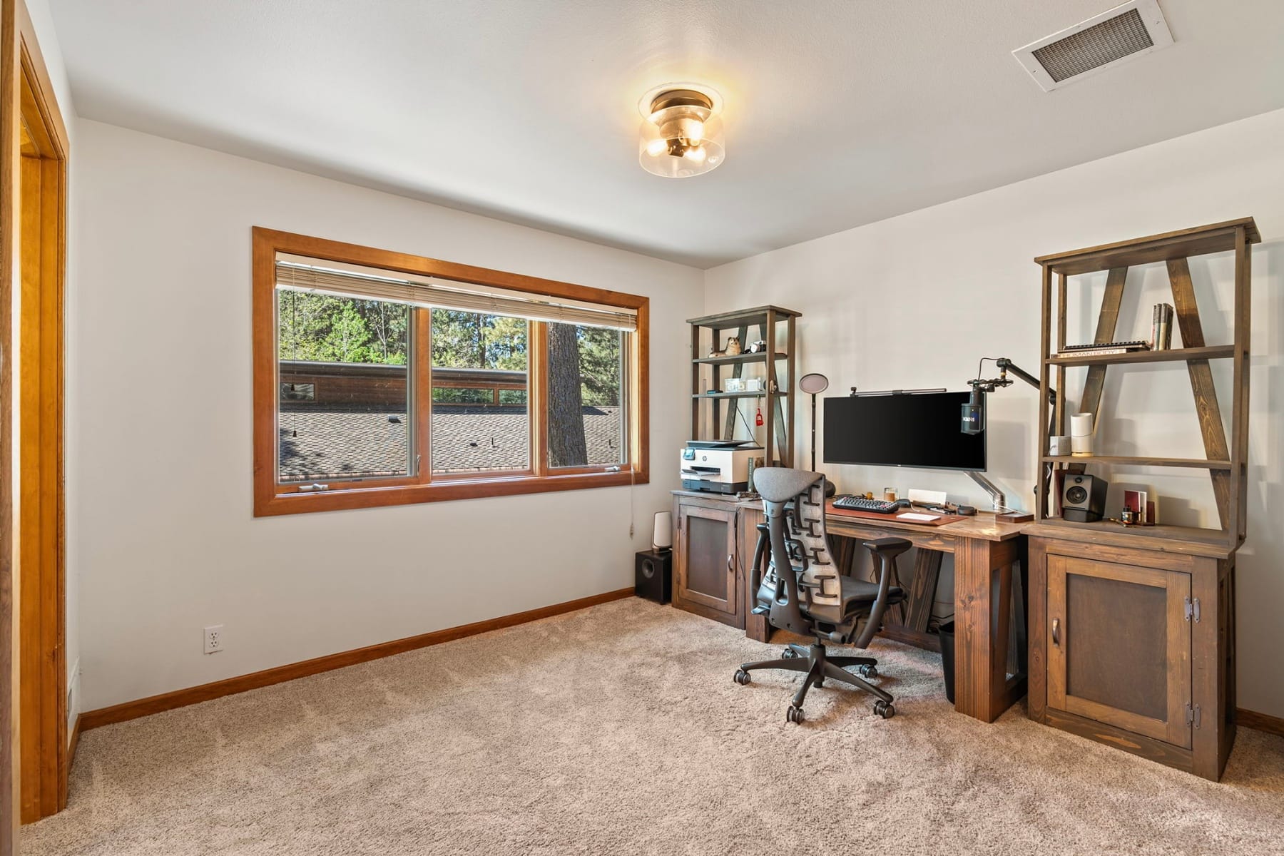  60766 Golf Village Loop Bend, OR 97702 - 物件實景