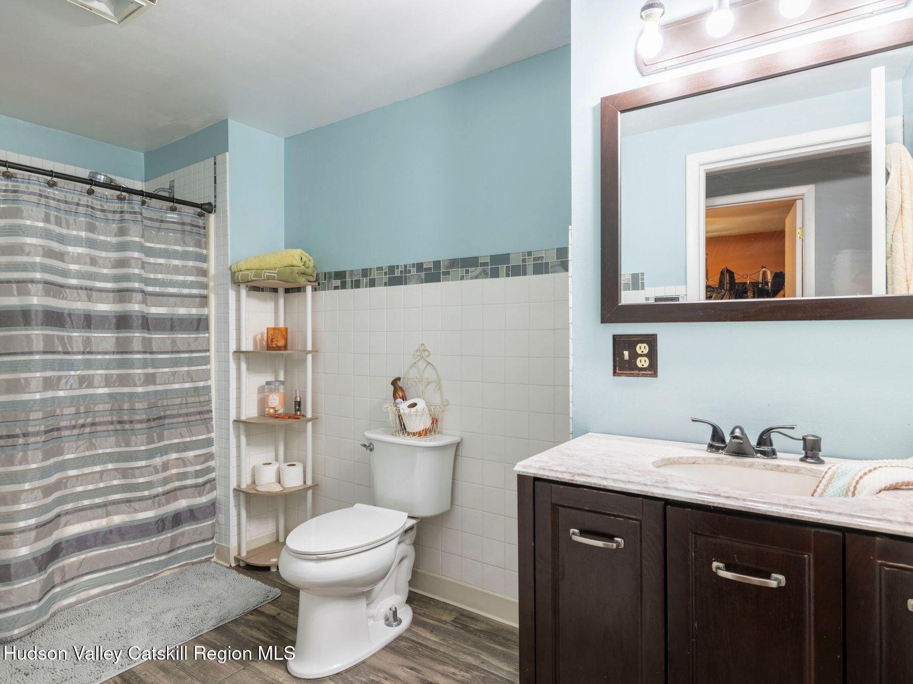 New Paltz, New York, 12561, United States, 4 Bedrooms Bedrooms, ,3 BathroomsBathrooms,Residential,For Sale,1849625