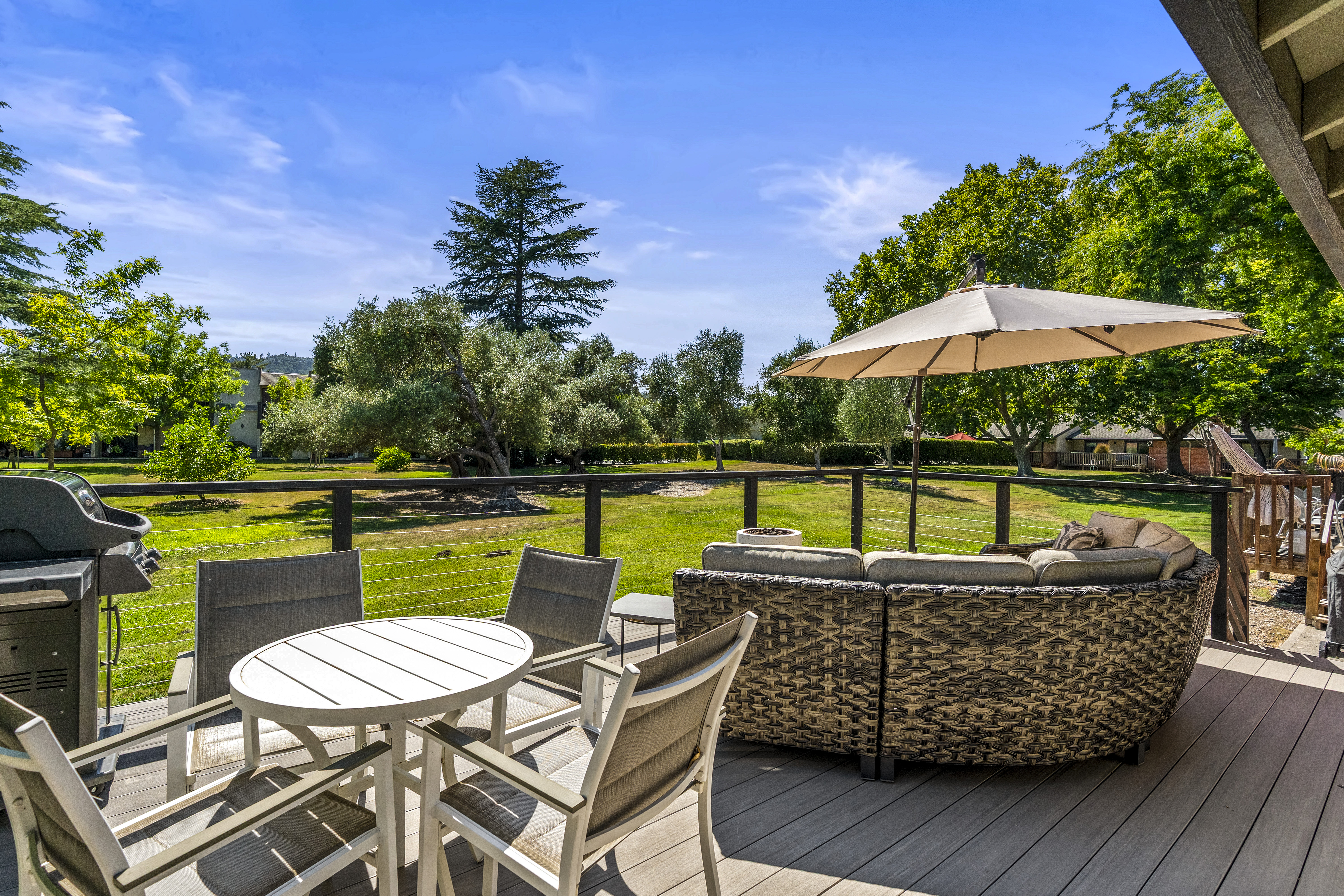  135 Vineyard Circle Yountville CA 94599 - 物件實景