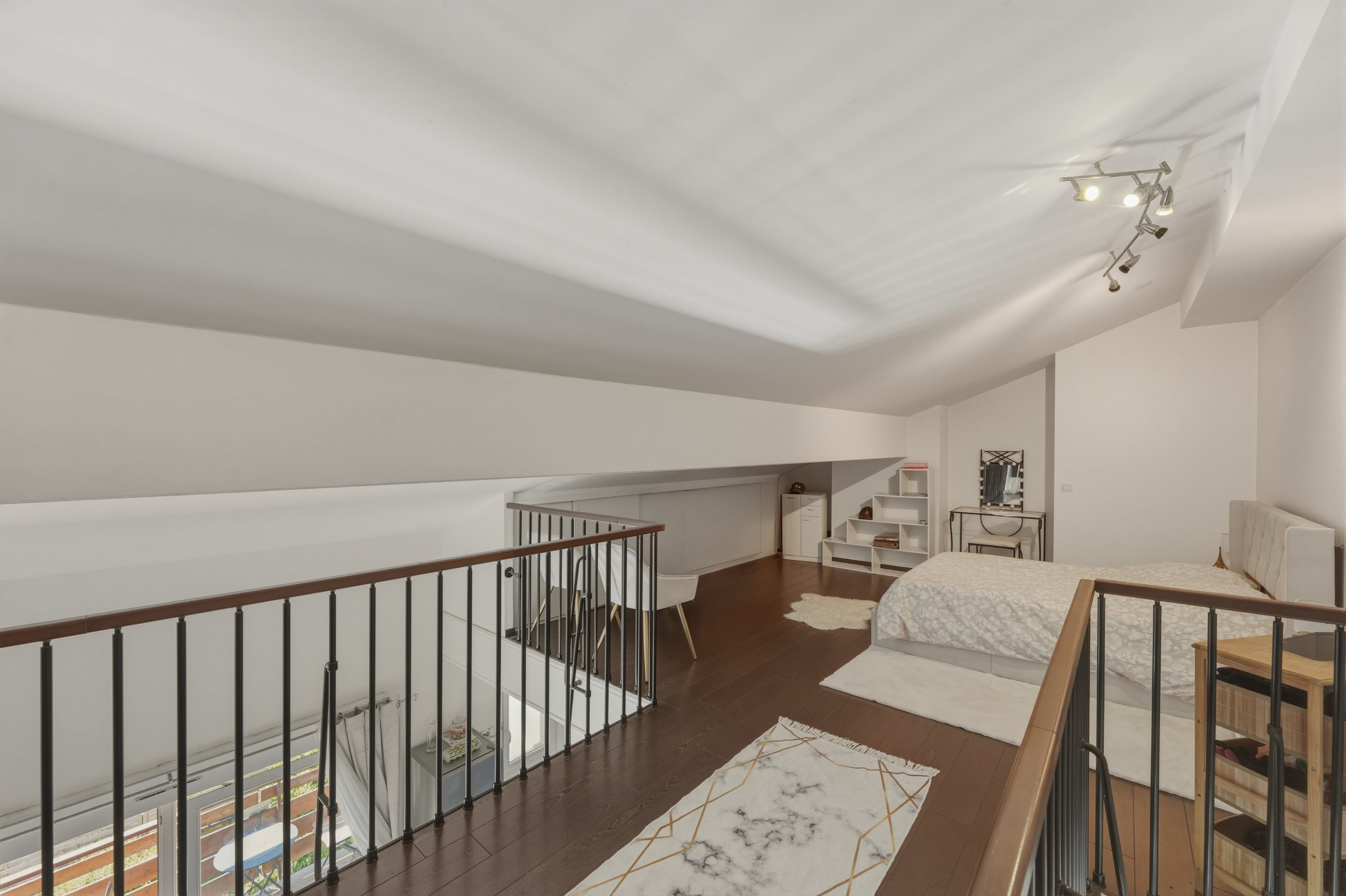  duplex apartment located on the top floor of a small residence in Lugrin - 物件實景