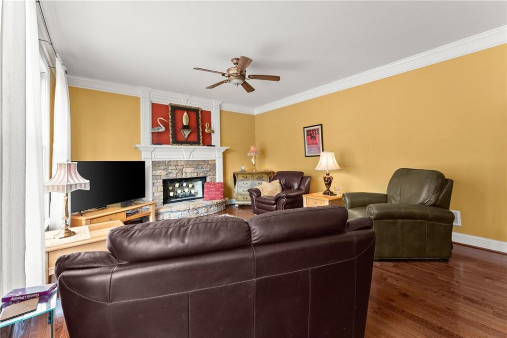 Dawsonville, Georgia, 30534, United States, 4 Bedrooms Bedrooms, ,4 BathroomsBathrooms,Residential,For Sale,2033515