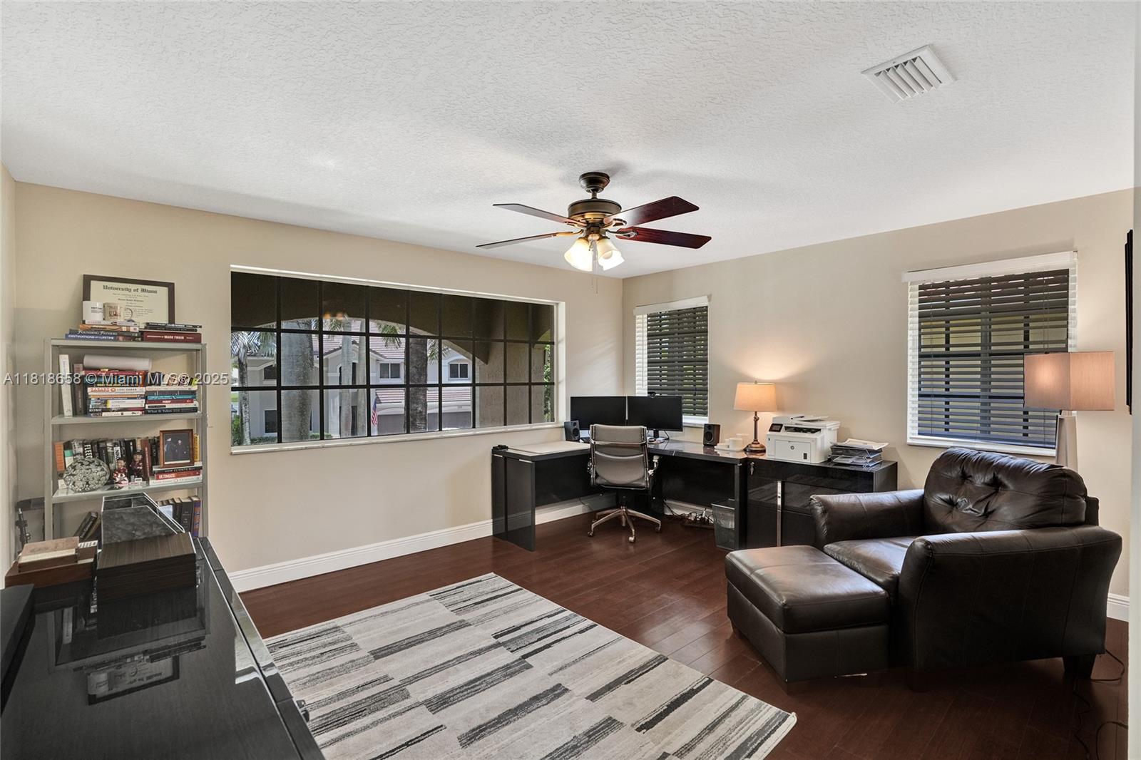 Weston, Florida, 33327, United States, 6 Bedrooms Bedrooms, ,4 BathroomsBathrooms,Residential,For Sale,1850132