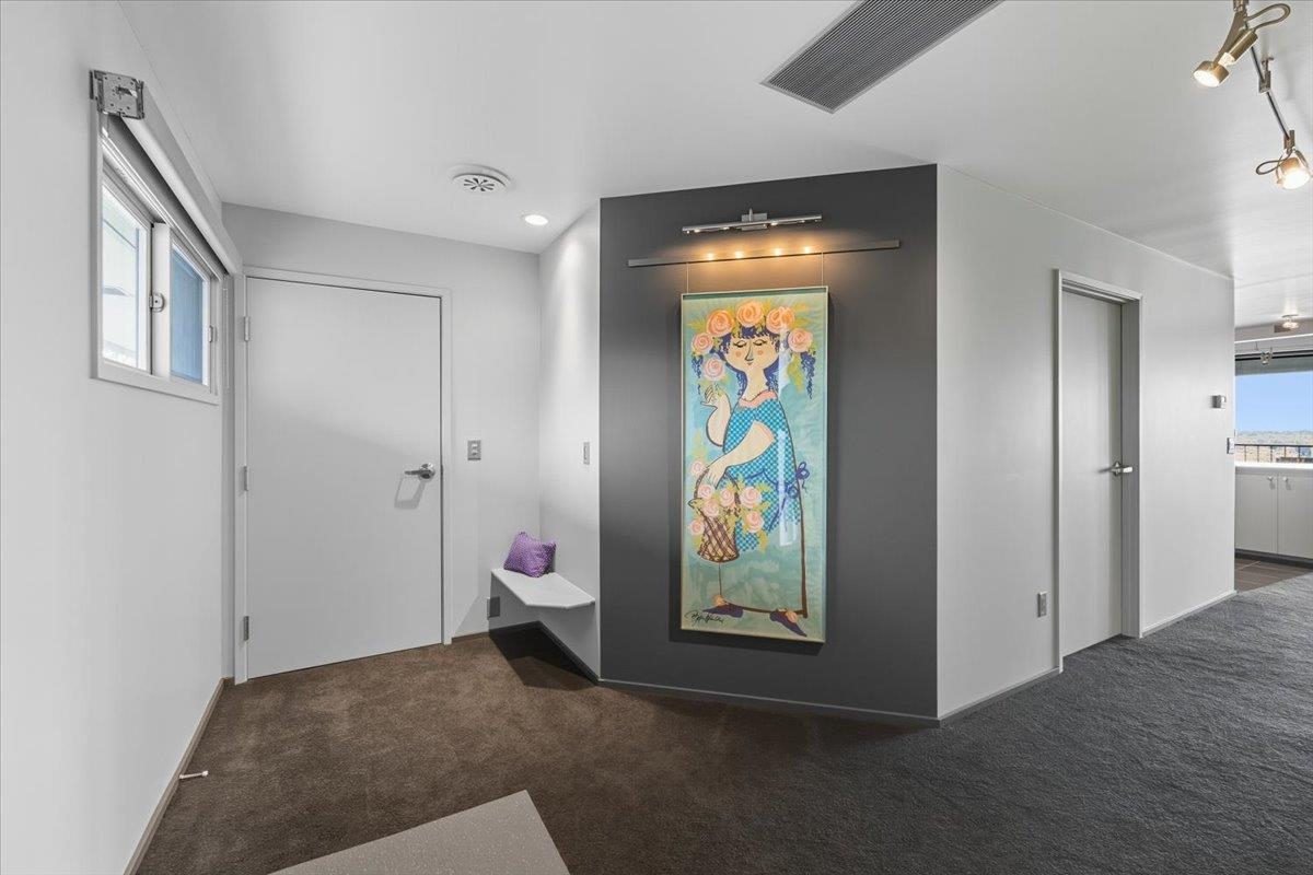 Spokane, Washington, 99204, United States, 1 Bedroom Bedrooms, ,2 BathroomsBathrooms,Residential,For Sale,1959393