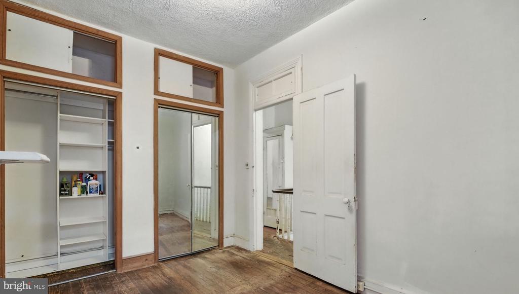 Washington, District of Columbia, 20003, United States, 3 Bedrooms Bedrooms, ,1 BathroomBathrooms,Residential,For Sale,1944860