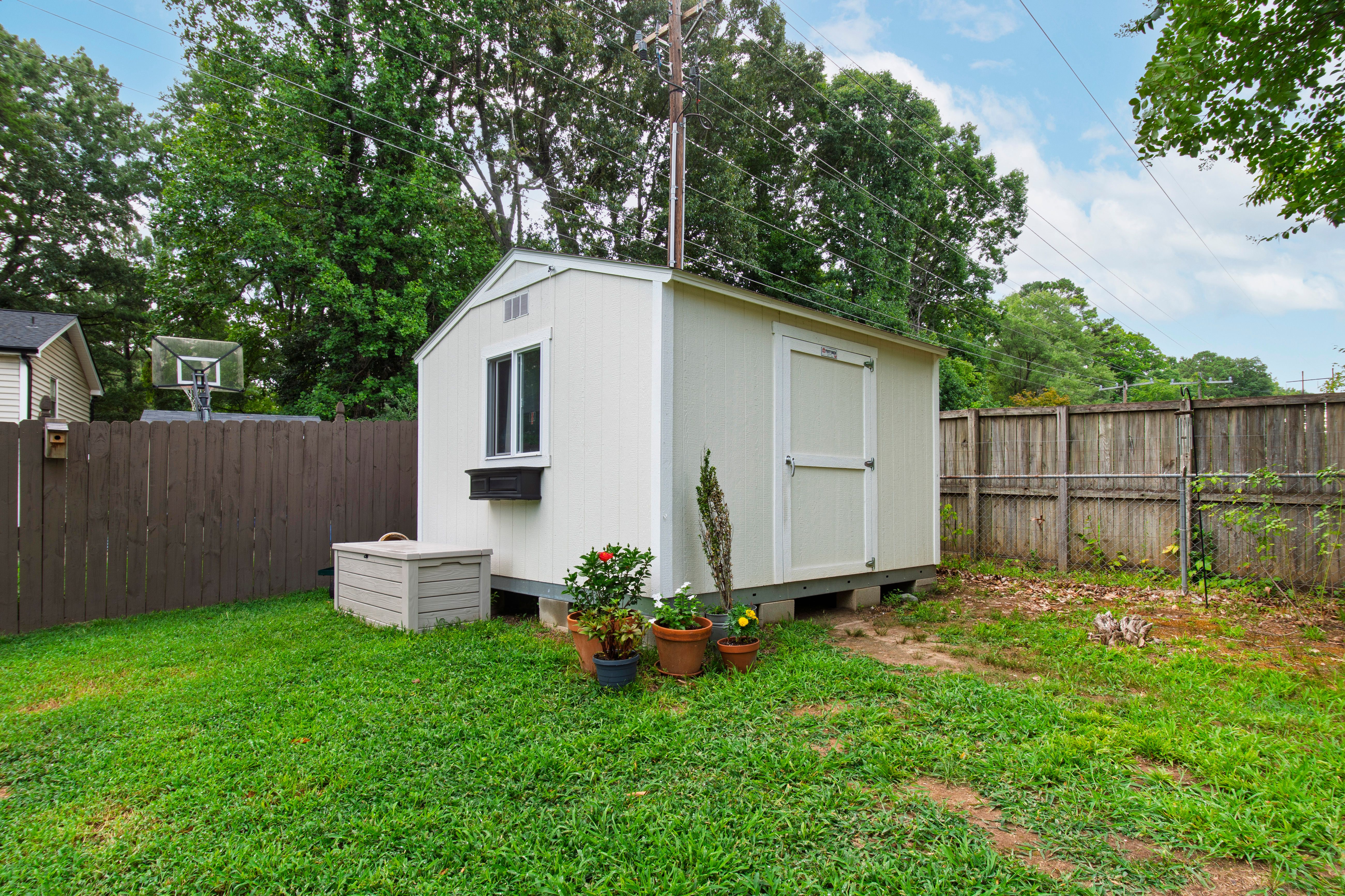  709 Dawnwood Court, Raleigh, NC 27609 - 物件實景
