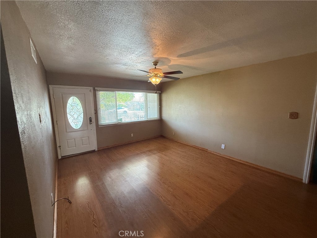 Riverside, California, 92505, United States, 3 Bedrooms Bedrooms, ,2 BathroomsBathrooms,Residential,For Sale,1891732