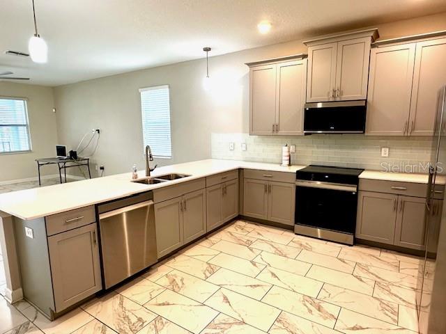 Davenport, Florida, 33896, United States, 8 Bedrooms Bedrooms, ,5 BathroomsBathrooms,Residential,For Sale,1906960