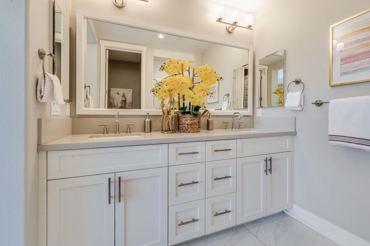 Sunnyvale, California, 94086, United States, 3 Bedrooms Bedrooms, ,4 BathroomsBathrooms,Residential,For Sale,1926187