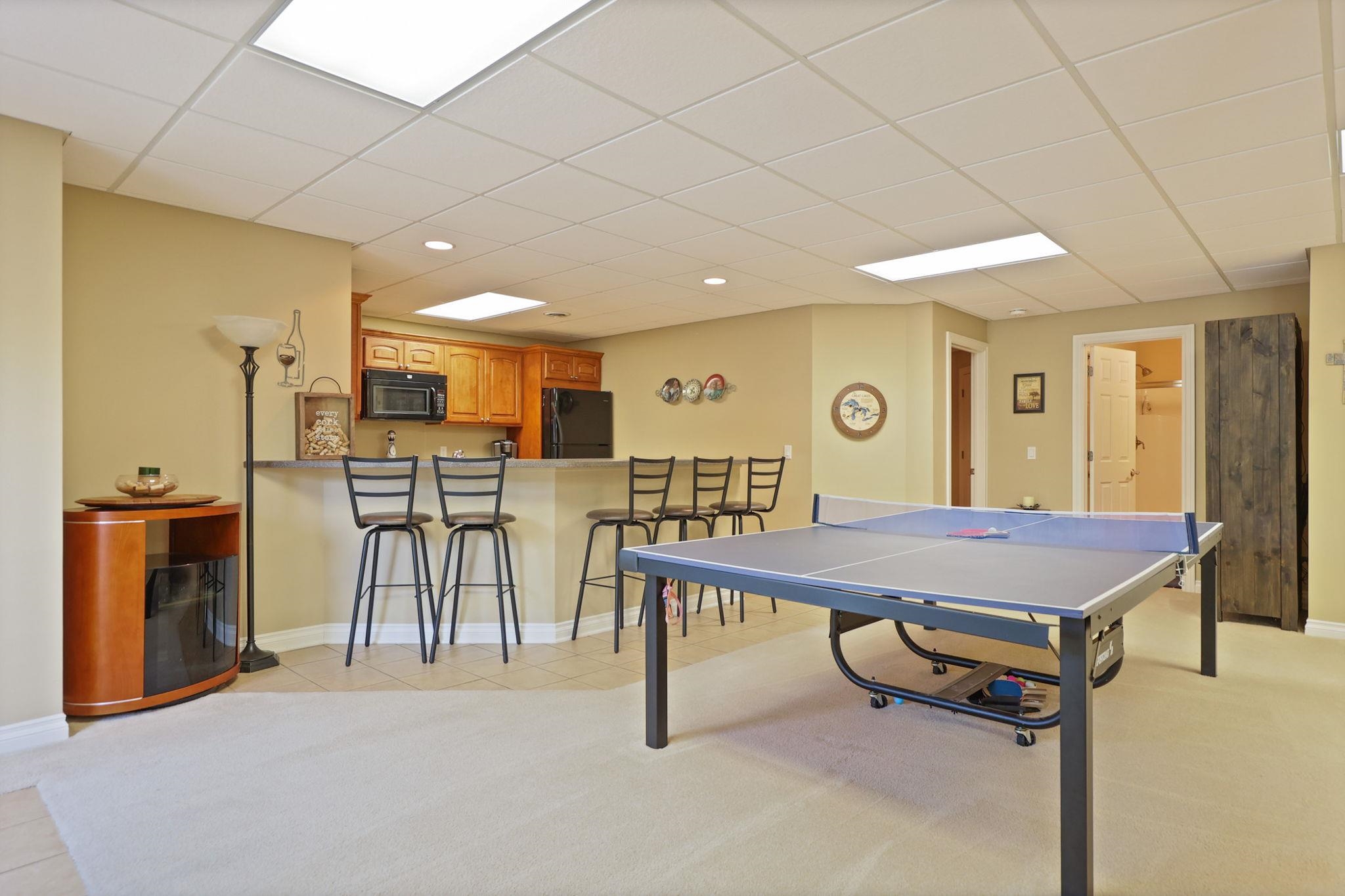 Frankenmuth, Michigan, 48734, United States, 5 Bedrooms Bedrooms, ,5 BathroomsBathrooms,Residential,For Sale,1989932