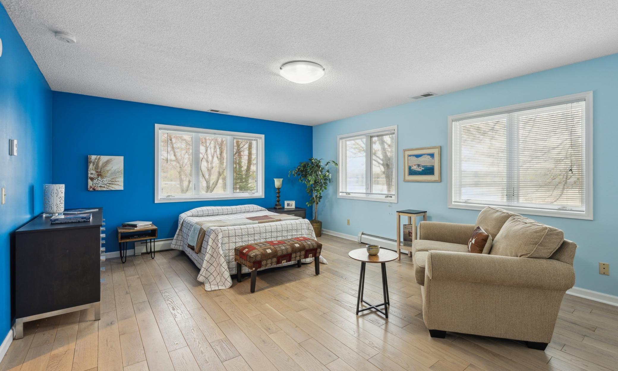 Brooklyn Center, Minnesota, 55429, United States, 5 Bedrooms Bedrooms, ,2 BathroomsBathrooms,Residential,For Sale,1906569