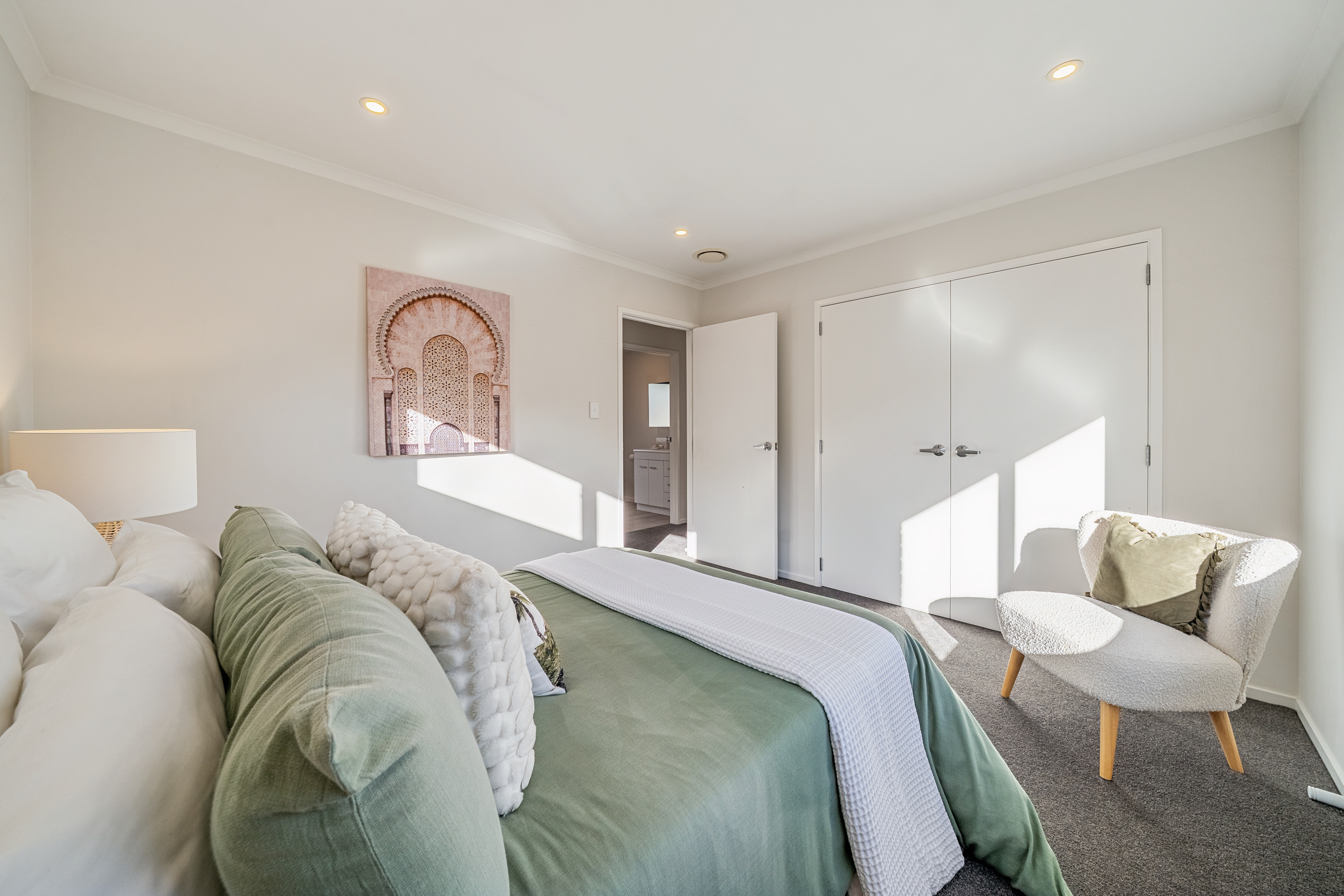  92 Sunstone Crescent, Timberlea, Upper Hutt - 物件實景