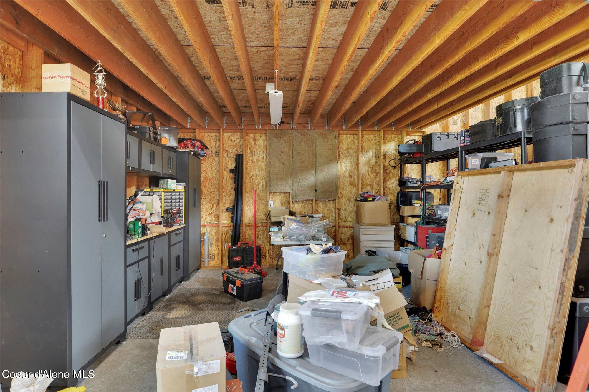 Post Falls, Idaho, 83854, United States, 5 Bedrooms Bedrooms, ,5 BathroomsBathrooms,Residential,For Sale,1981569