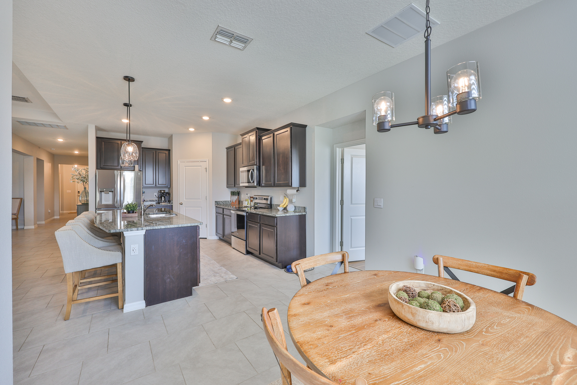 Riverview, Florida, 33579, United States, 4 Bedrooms Bedrooms, ,3 BathroomsBathrooms,Residential,For Sale,1861328