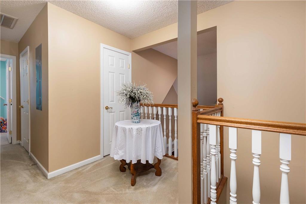 Salem, Alabama, 36874, United States, 4 Bedrooms Bedrooms, ,4 BathroomsBathrooms,Residential,For Sale,1940777