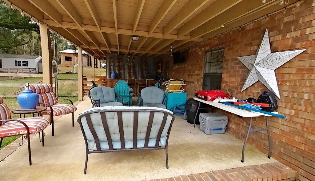 Bainbridge, Georgia, 39817, United States, 4 Bedrooms Bedrooms, ,4 BathroomsBathrooms,Residential,For Sale,1988533