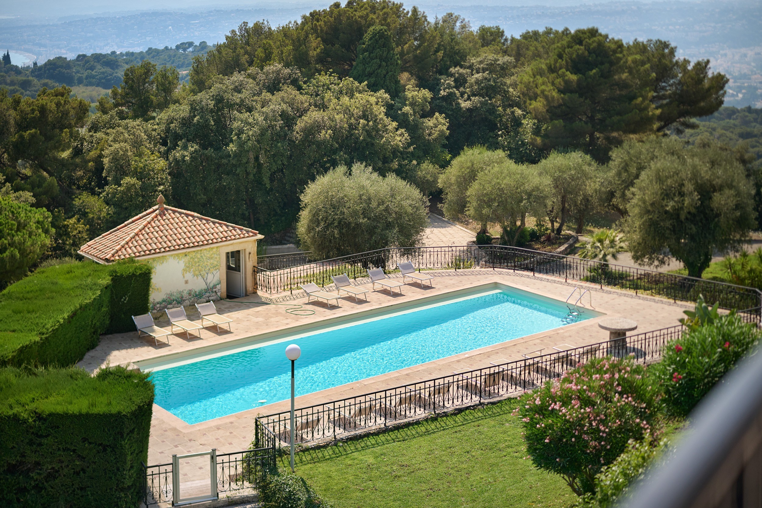  Luxury Estate with Breathtaking Views for Sale in Villefranche-sur-Mer - 物件實景