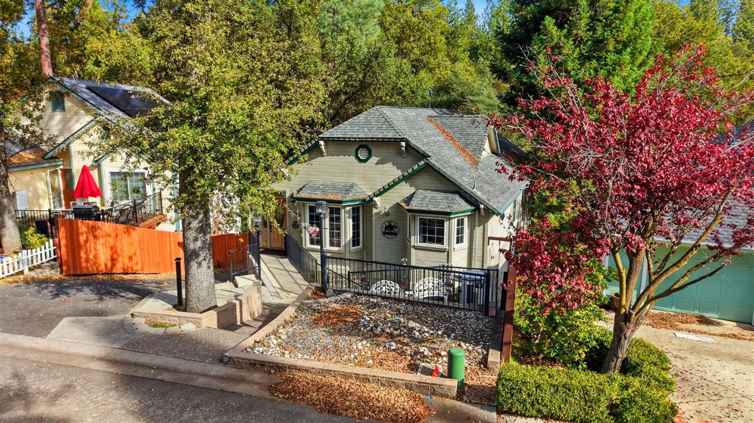 Placerville, California, 95667, United States, 3 Bedrooms Bedrooms, ,2 BathroomsBathrooms,Residential,For Sale,1987340