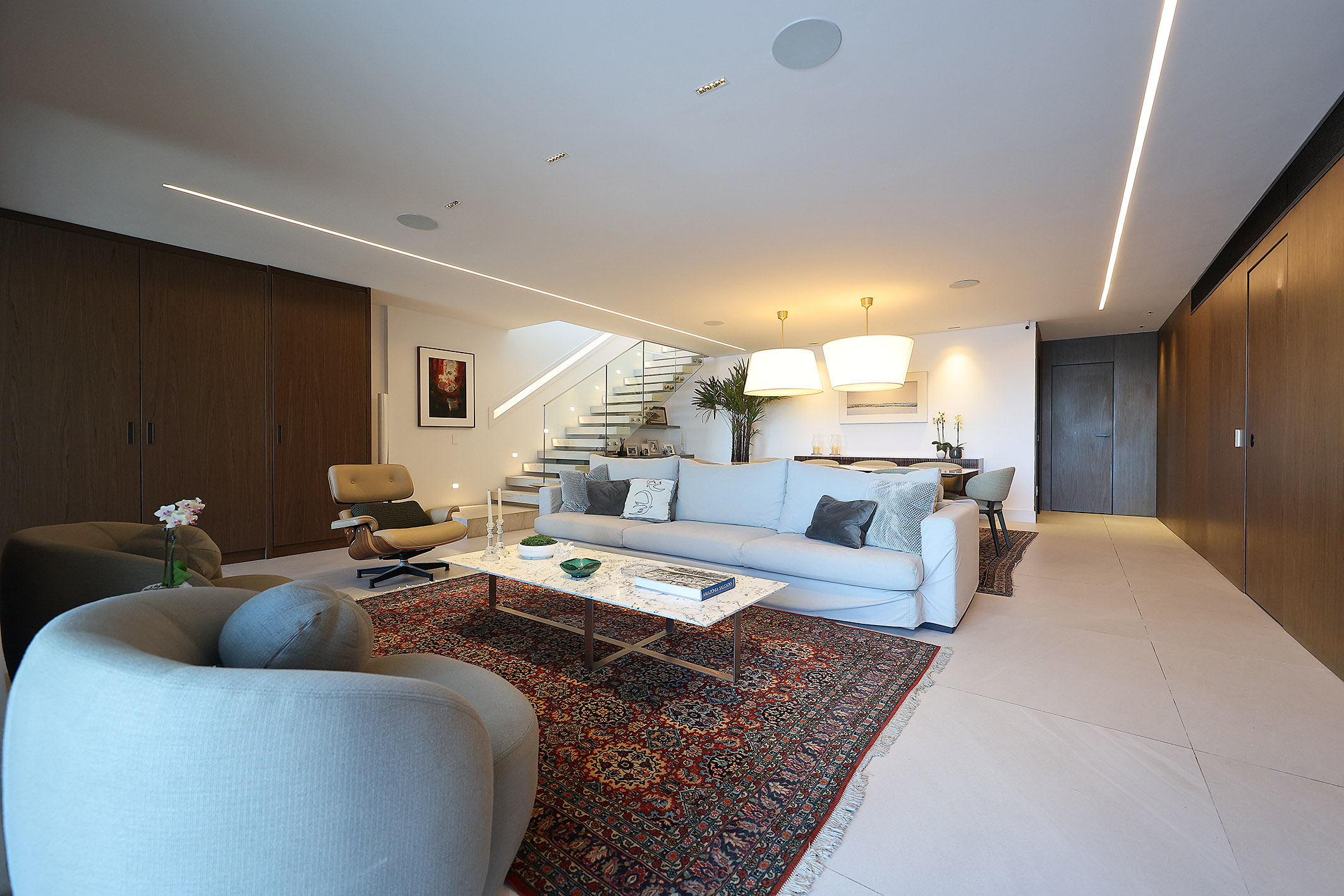  Uninterrupted Ocean Views in a One-of-a-Kind Penthouse in Leblon - 物件實景