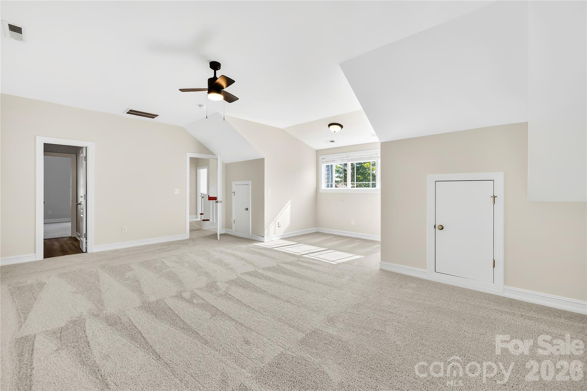 Cornelius, North Carolina, 28031, United States, 4 Bedrooms Bedrooms, ,4 BathroomsBathrooms,Residential,For Sale,2045190