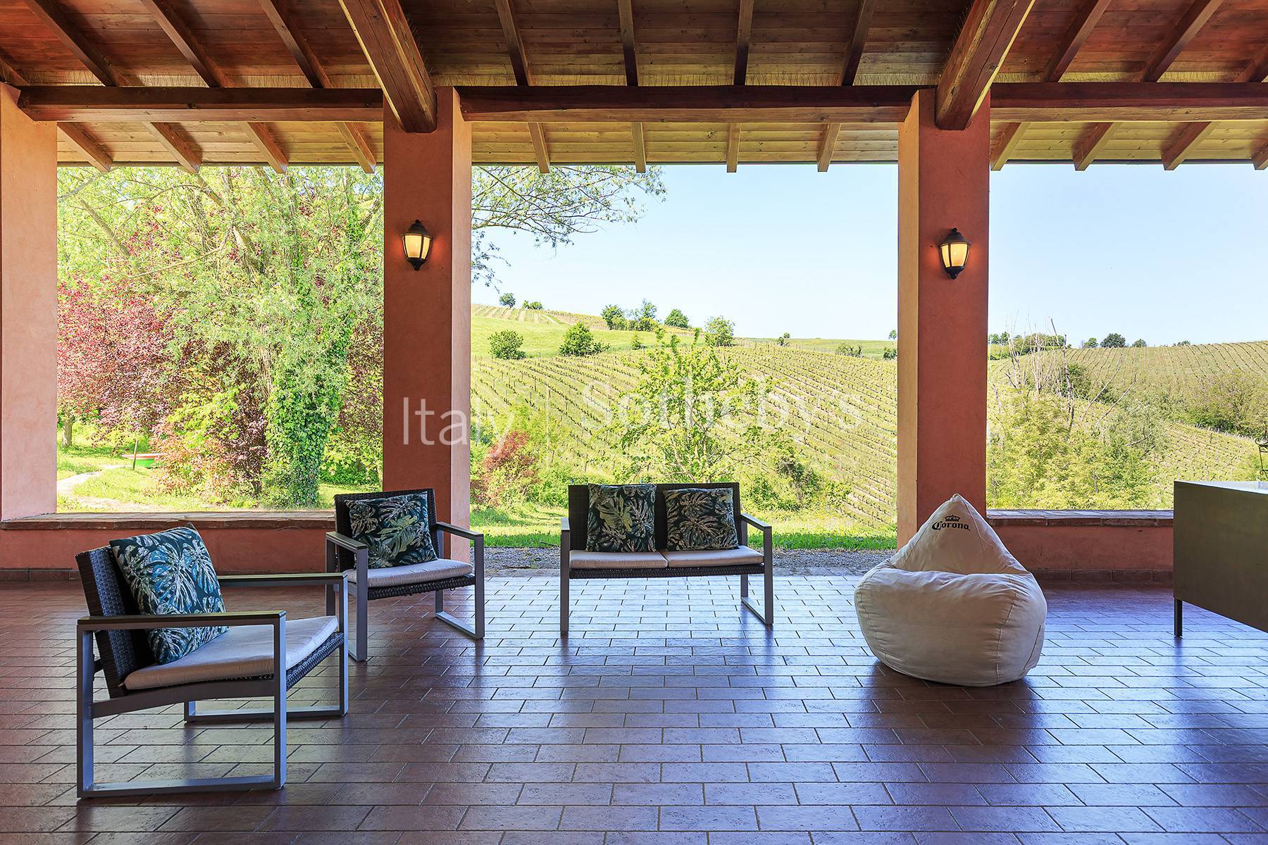  Farmhouse among the Vineyards of the Val Tidone south of Milan - 物件實景