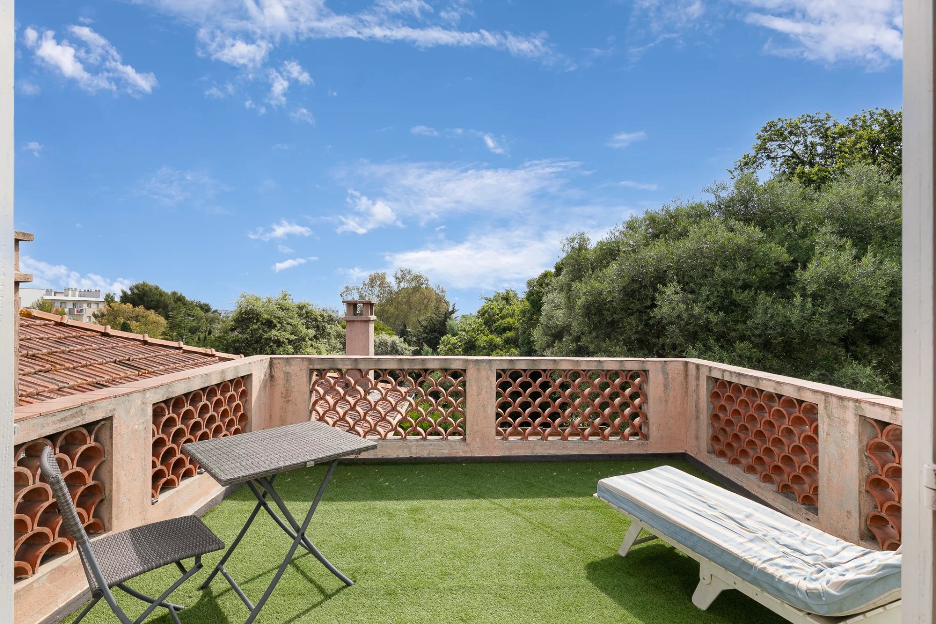 Antibes, Provence-Alpes-Côte d’Azur, 06600, FR, 4 Bedrooms Bedrooms, ,2 BathroomsBathrooms,Residential,For Sale,1857419