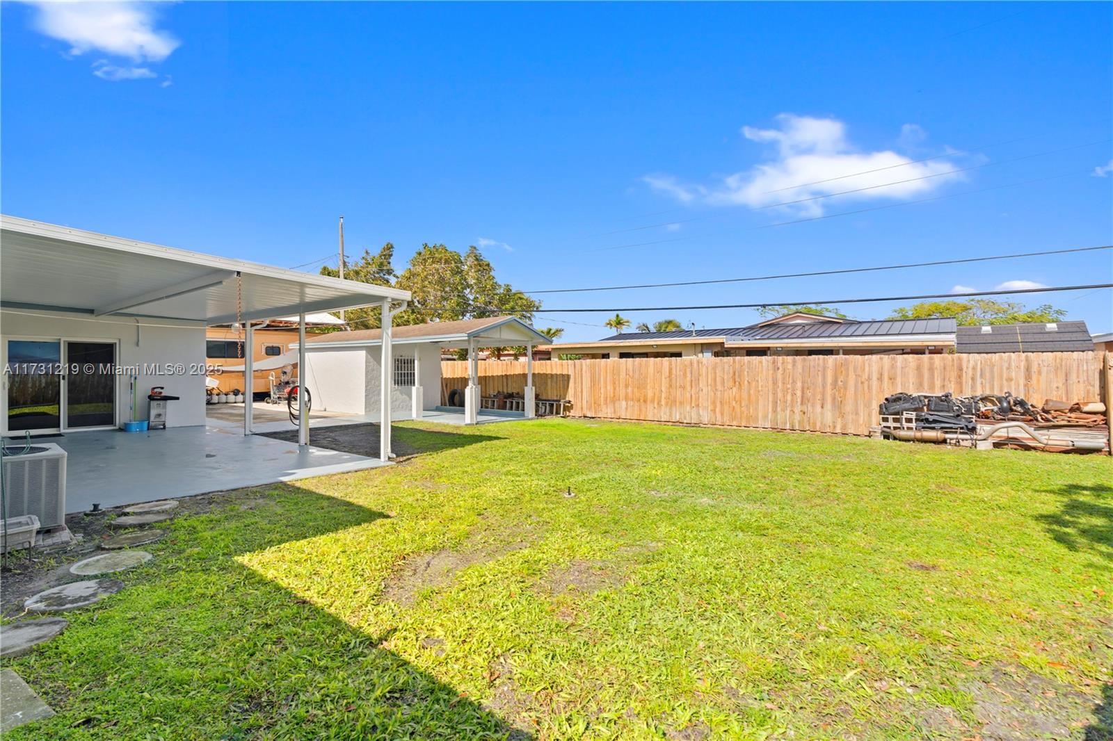 Hialeah, Florida, 33012, United States, 4 Bedrooms Bedrooms, ,4 BathroomsBathrooms,Residential,For Sale,1840227