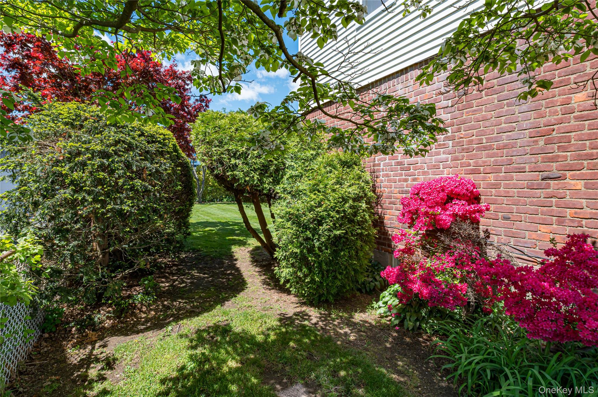  375 Latham Road, Mineola, NY, 11501 - 物件實景