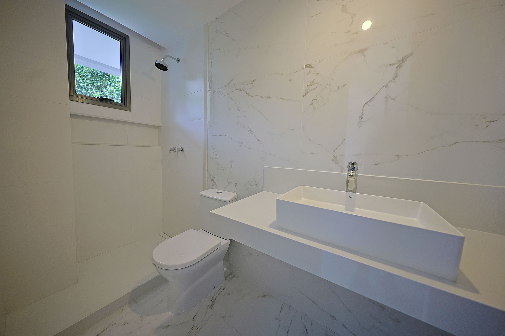  Triplex house with four suites and views of Pedra da Gávea in São Conrado - 物件實景