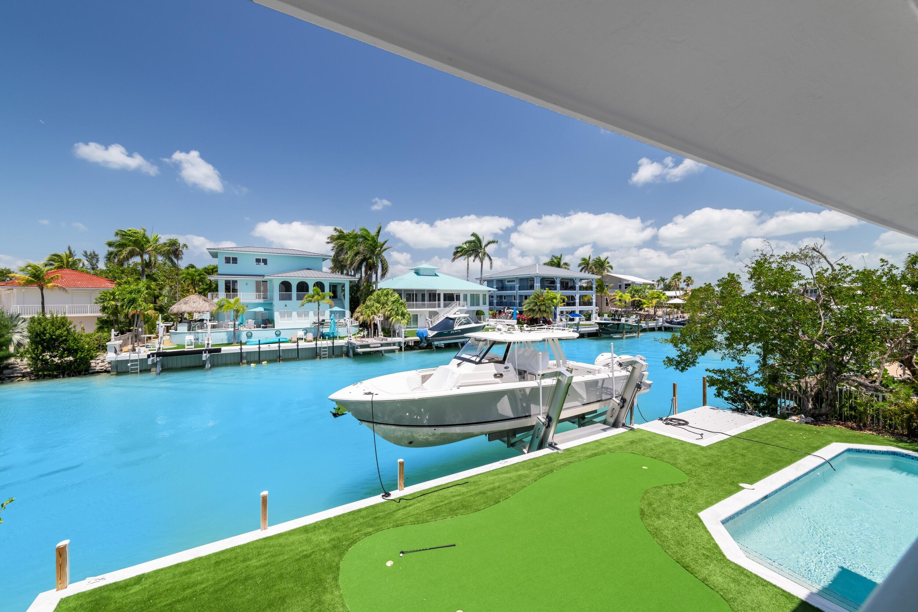 Duck, Florida, 33050, United States, 3 Bedrooms Bedrooms, ,3 BathroomsBathrooms,Residential,For Sale,1793374