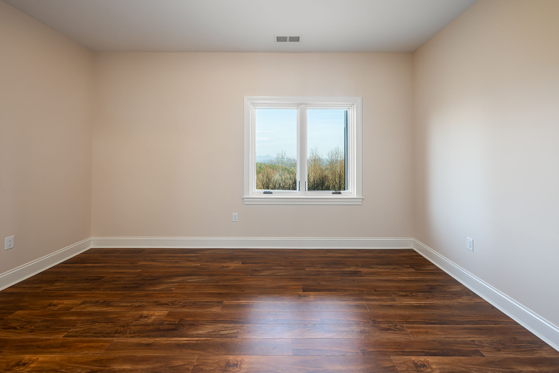  ZIRCONIA - 物件實景