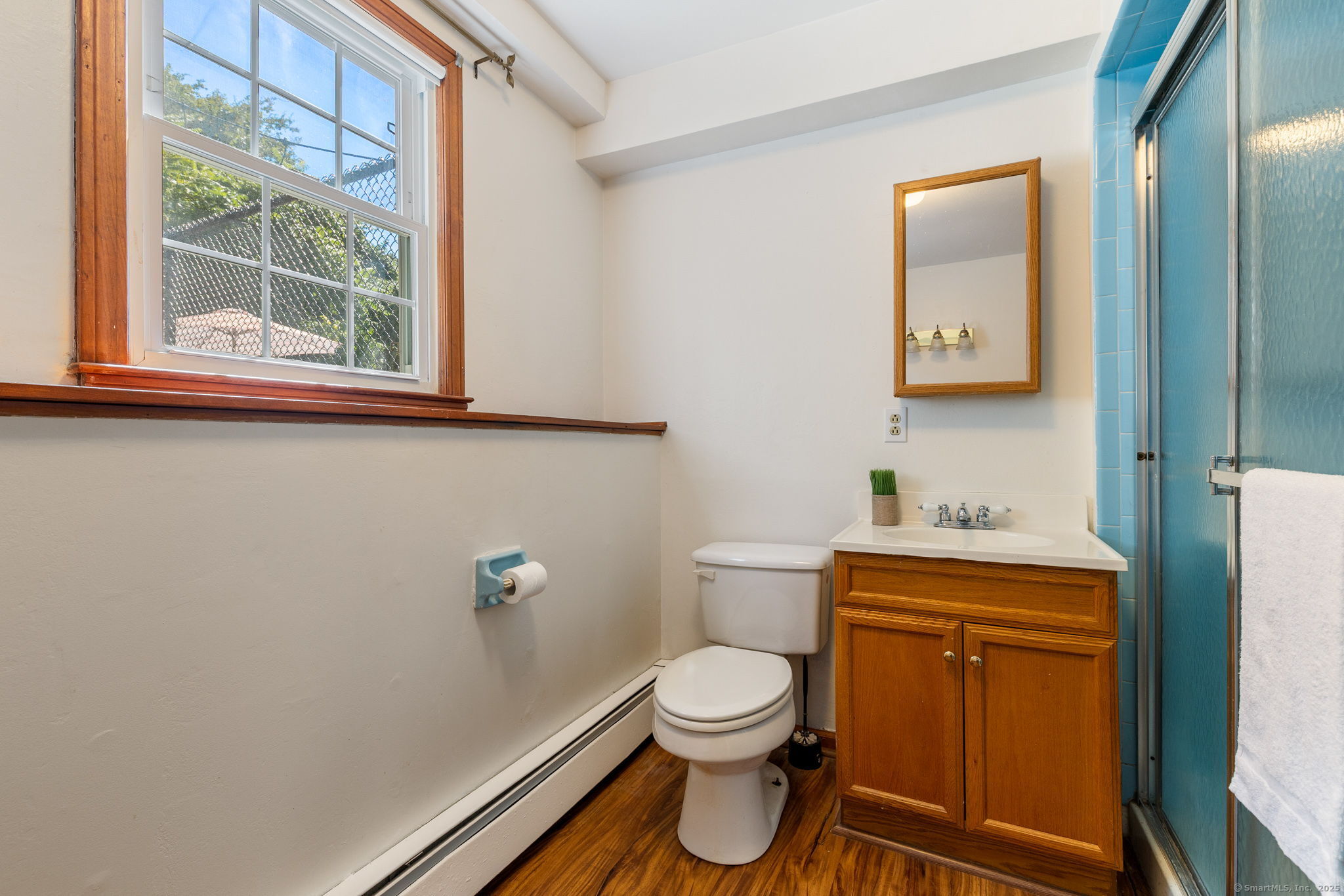 North Haven, Connecticut, 06473, United States, 5 Bedrooms Bedrooms, ,3 BathroomsBathrooms,Residential,For Sale,1956553