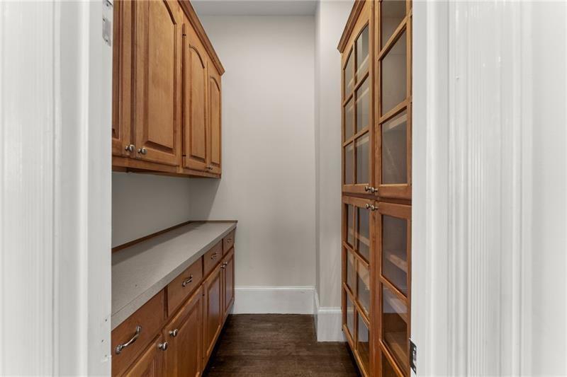 Alpharetta, Georgia, 30005, United States, 10 Bedrooms Bedrooms, ,13 BathroomsBathrooms,Residential,For Sale,1973838