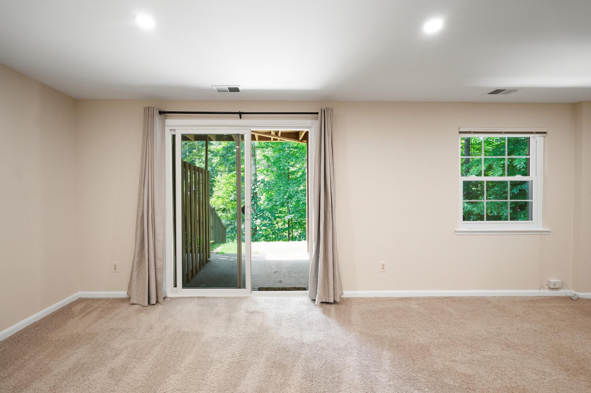  8943 Park Forest Drive, Springfield, VA, 22152 - 物件實景