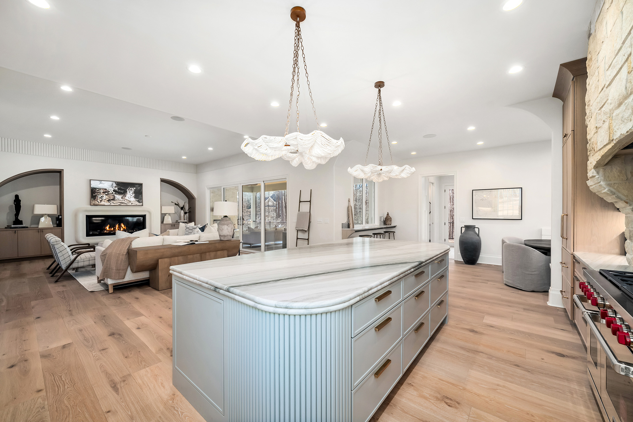  Timeless Craftsmanship in Gated Estate on Over Two Private Acres - 物件實景