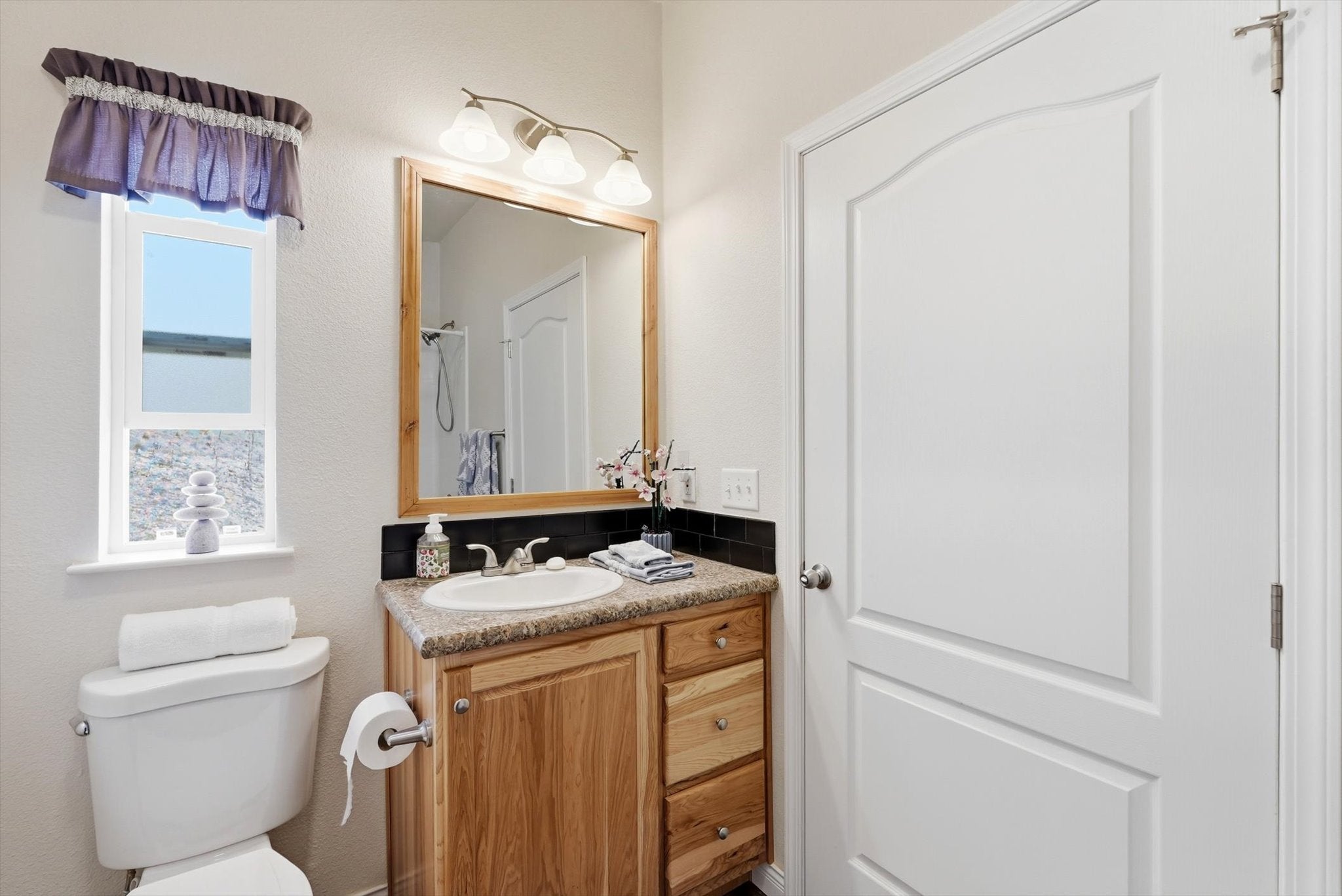 Superior, Montana, 59872, United States, 3 Bedrooms Bedrooms, ,2 BathroomsBathrooms,Residential,For Sale,2035399