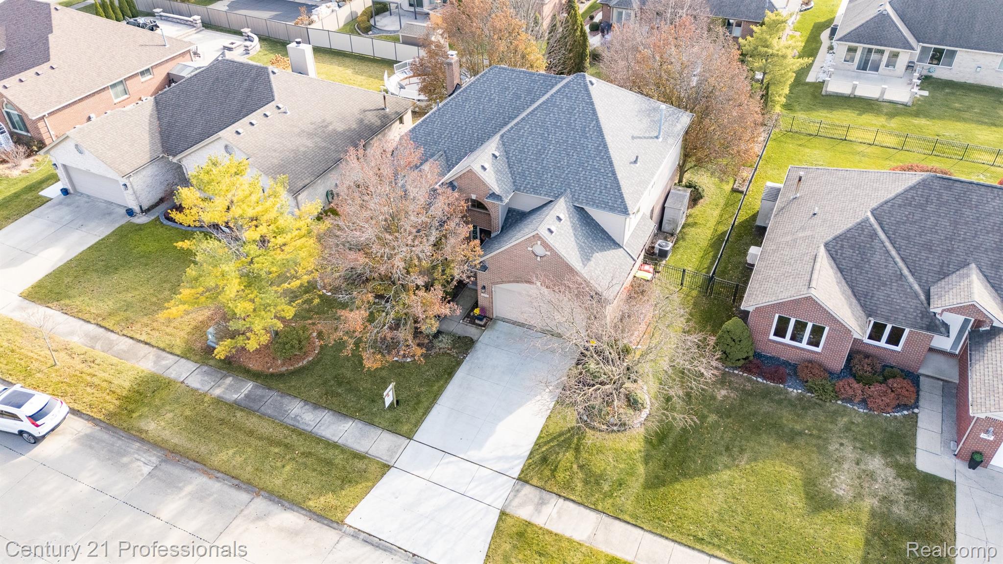 Macomb, Michigan, 48044, United States, 4 Bedrooms Bedrooms, ,3 BathroomsBathrooms,Residential,For Sale,1997727