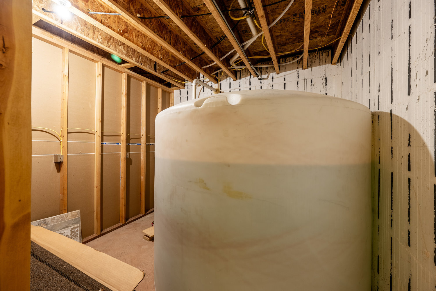 Sheridan, Wyoming, 82801, United States, 2 Bedrooms Bedrooms, ,2 BathroomsBathrooms,Residential,For Sale,1982775