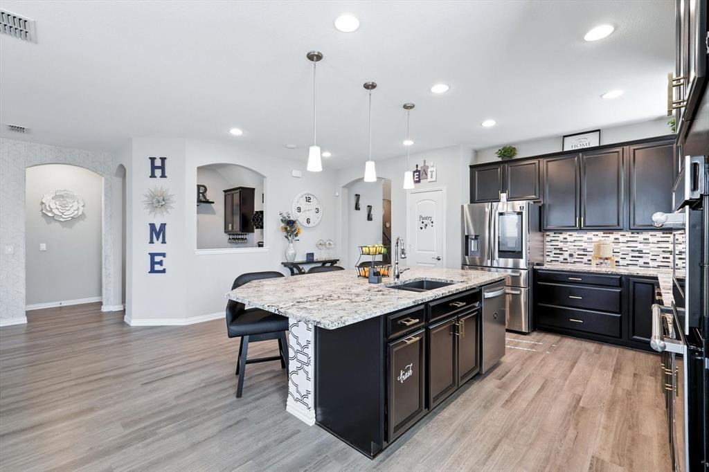 Oak Point, Texas, 75068, United States, 4 Bedrooms Bedrooms, ,3 BathroomsBathrooms,Residential,For Sale,1976023