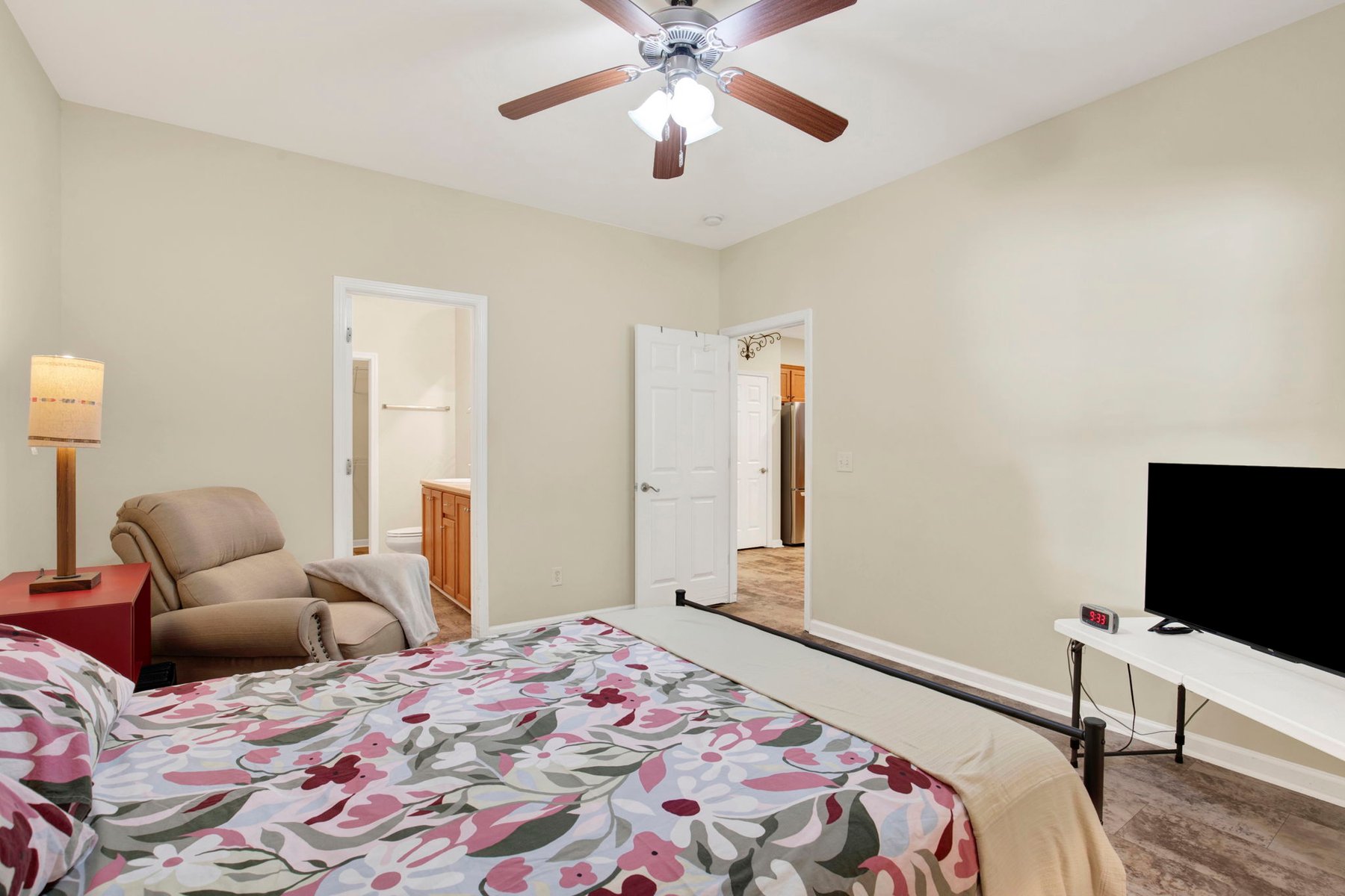  Townhouse is Perfect Blend of Comfort, Functionality and Charm - 物件實景