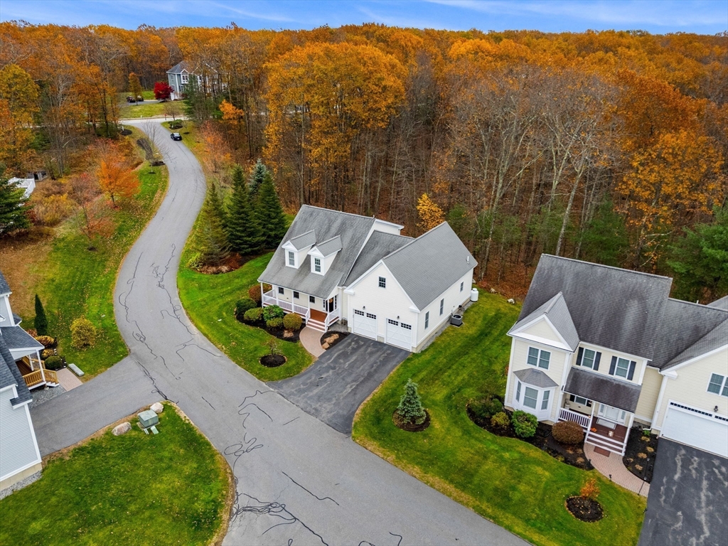 Groton, Massachusetts, 01450, United States, 3 Bedrooms Bedrooms, ,3 BathroomsBathrooms,Residential,For Sale,1987662