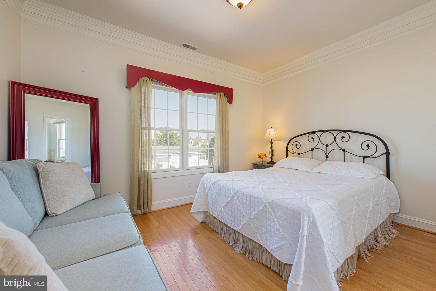 Ocean City, Maryland, 21842, United States, 4 Bedrooms Bedrooms, ,5 BathroomsBathrooms,Residential,For Sale,1901864