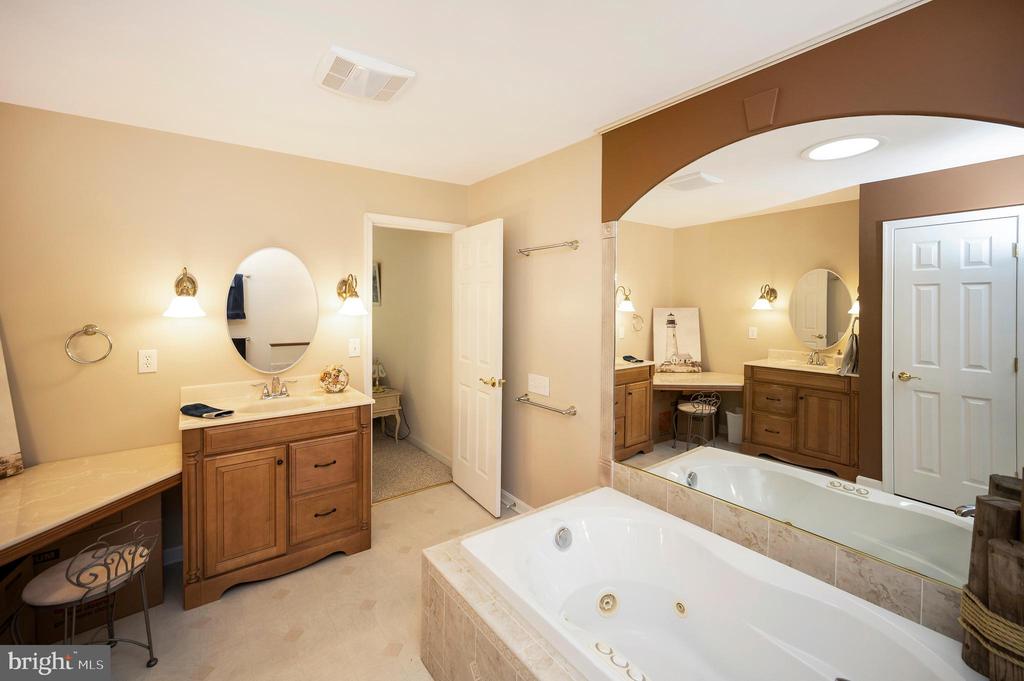 Locust Grove, Virginia, 22508, United States, 4 Bedrooms Bedrooms, ,4 BathroomsBathrooms,Residential,For Sale,1810650