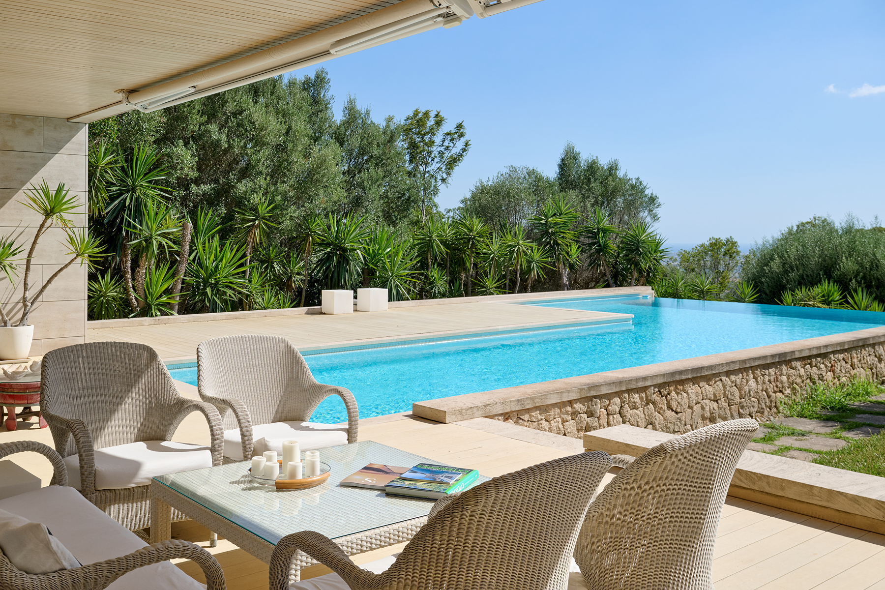  Design villa with panoramic views in Puntiró - 物件實景