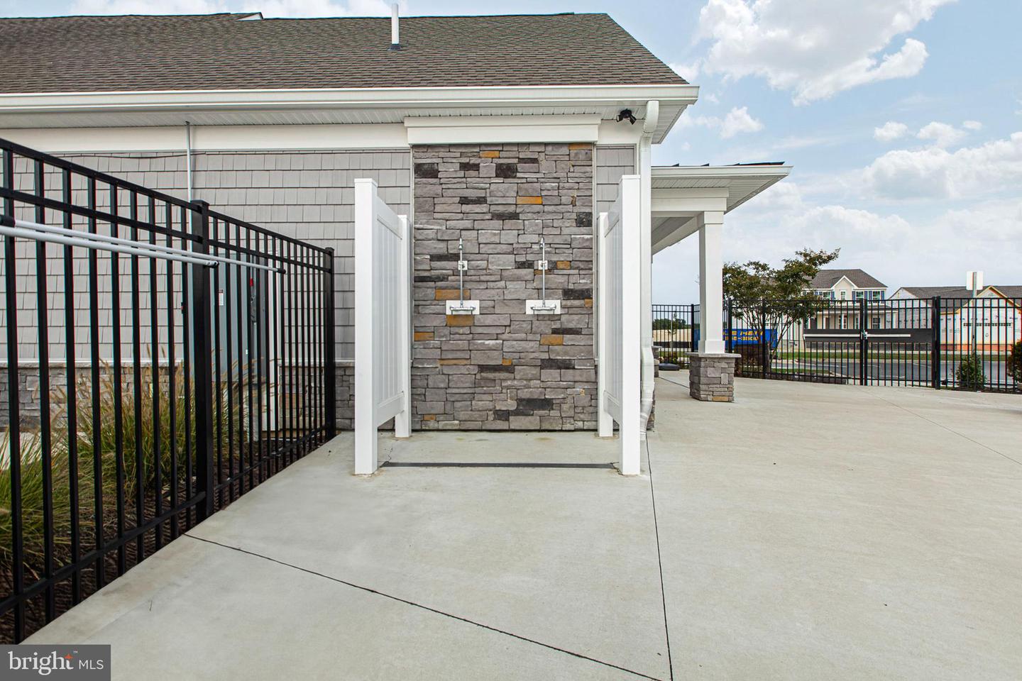 LEWES, Delaware, 19958, United States, 3 Bedrooms Bedrooms, ,4 BathroomsBathrooms,Residential,For Sale,1988881