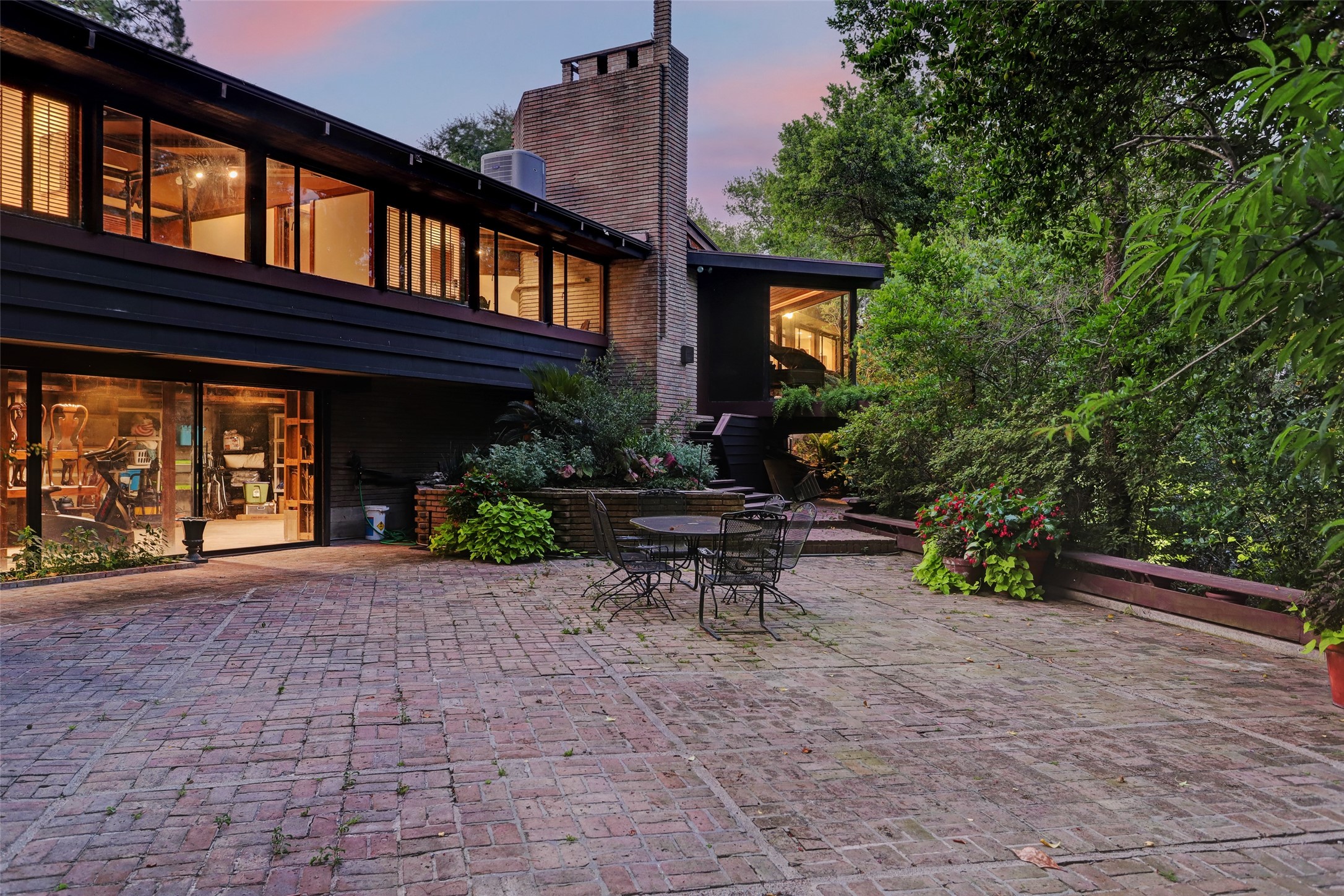  8 Tiel Way - 物件實景