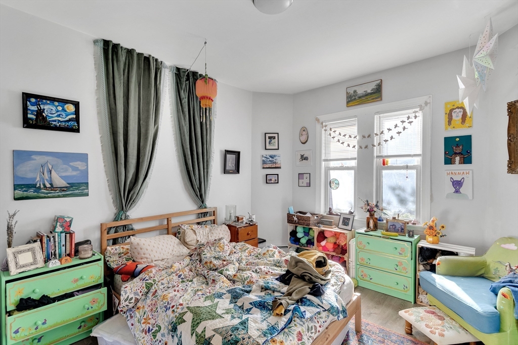 Boston, Massachusetts, 02135, United States, 9 Bedrooms Bedrooms, ,3 BathroomsBathrooms,Residential,For Sale,1896831